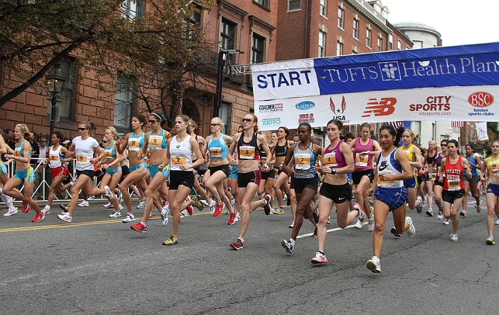 2010 Tufts 10K-055.JPG - 2010 Tufts 10K for women, October 11, Boston, MA.